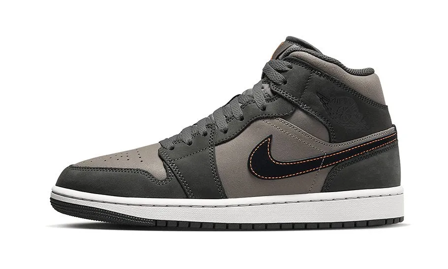 Air Jordan 1 Mid SE Night Stadium