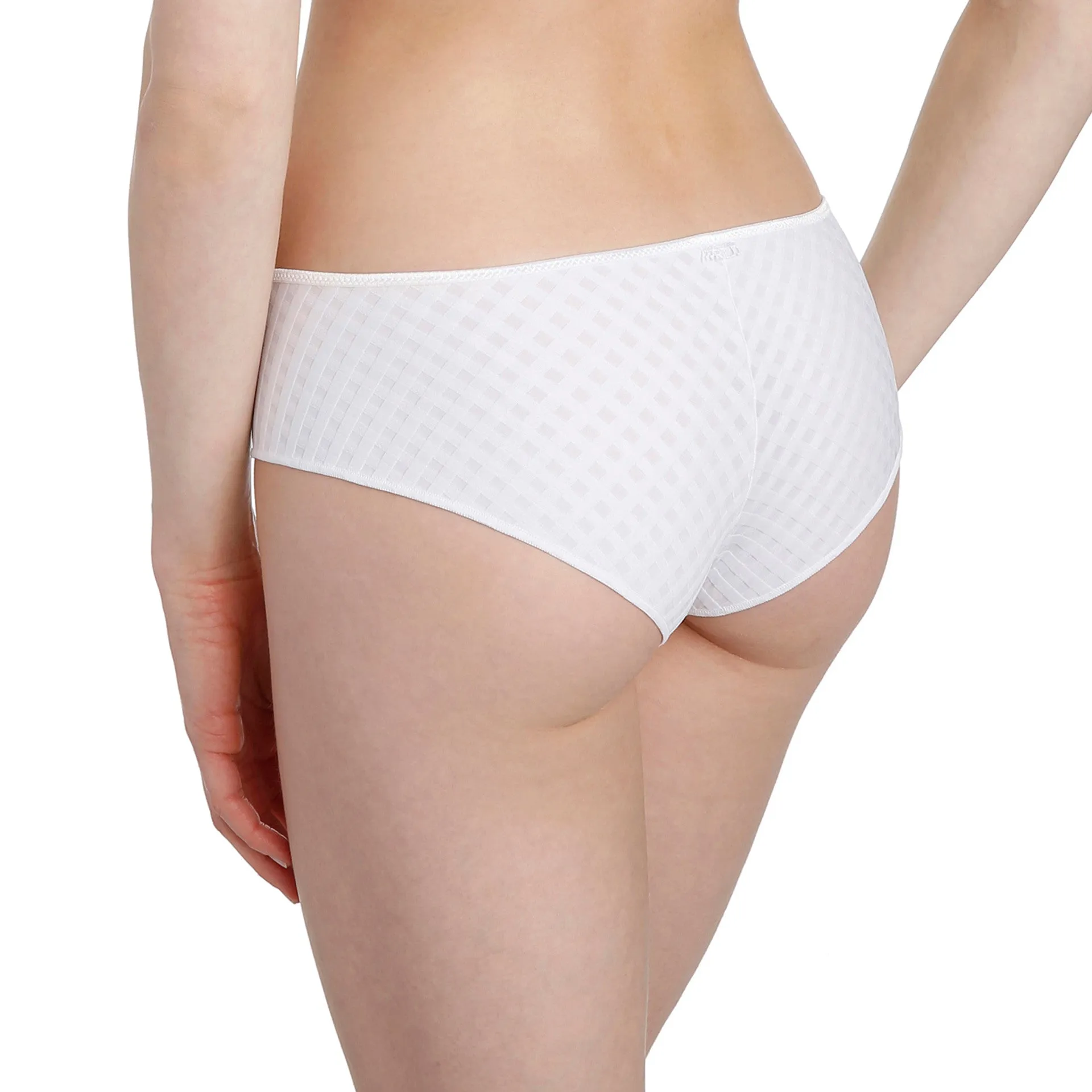 Avero Hotpant | White