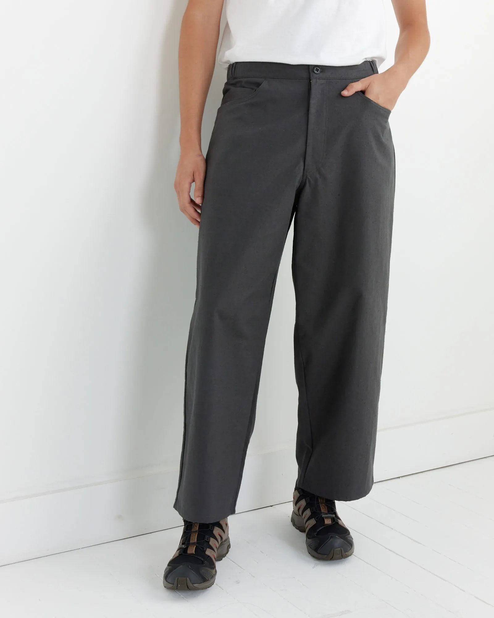 Back Nep Baggy Trousers in Ink Black