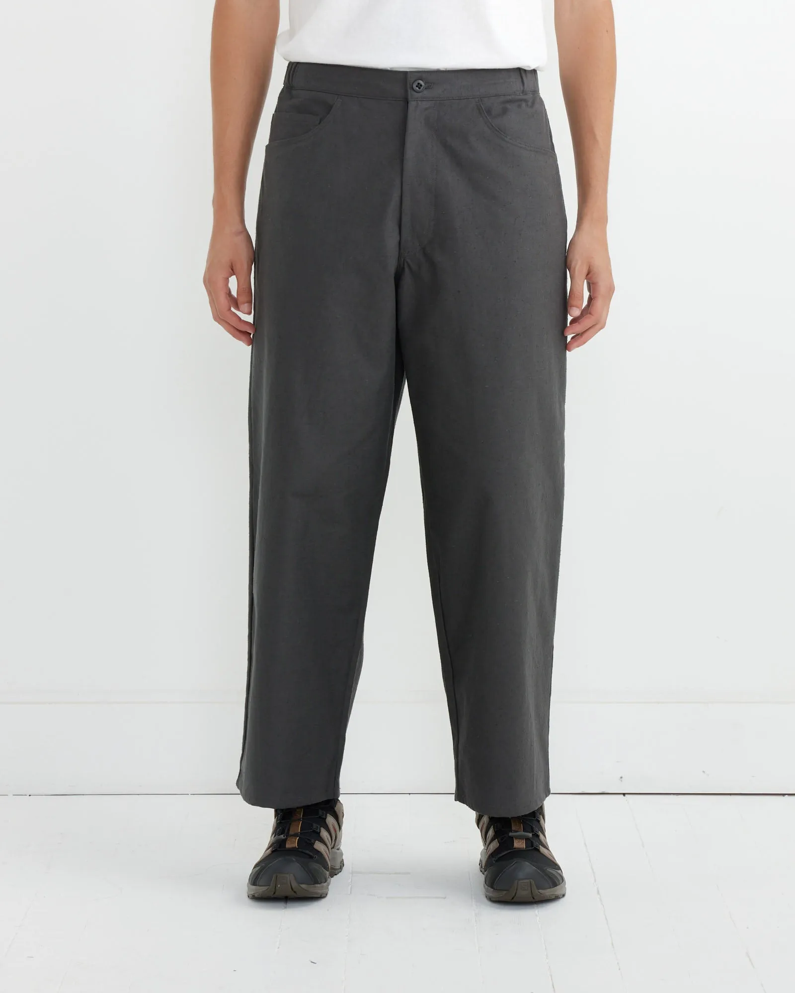 Back Nep Baggy Trousers in Ink Black