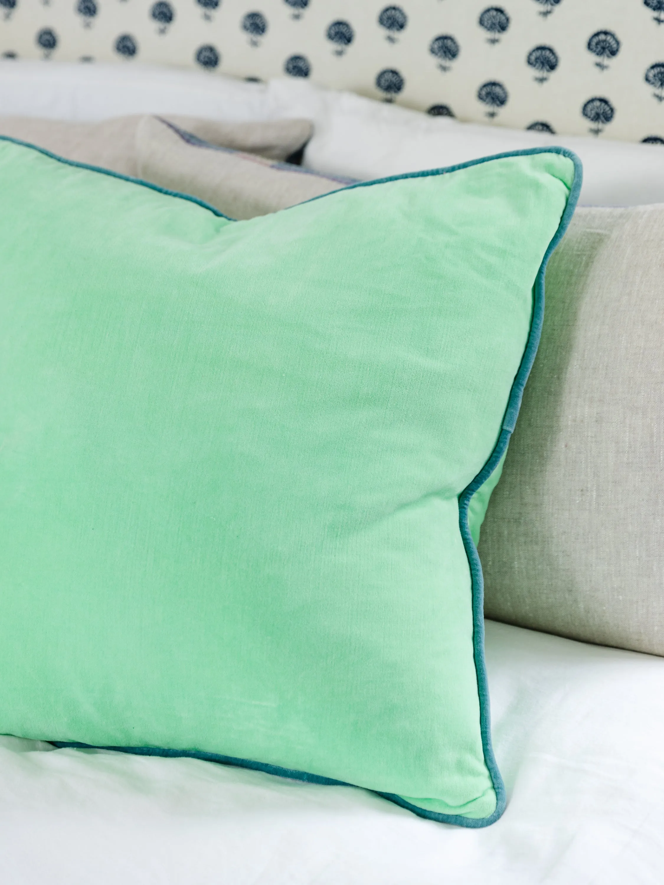 Charliss Velvet Pillow - Mint   Aqua