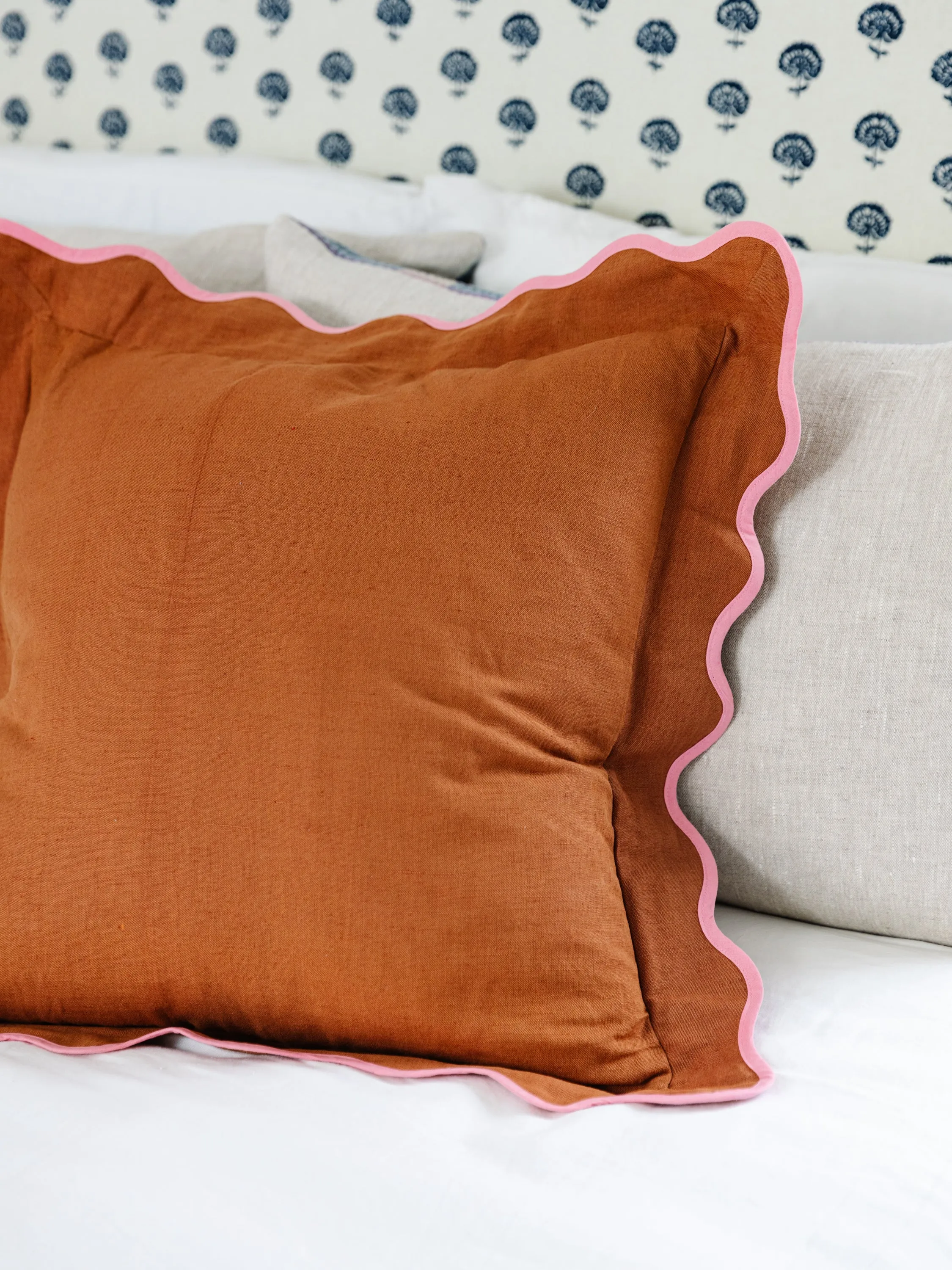 Darcy Linen Pillow - Rust   Light Pink