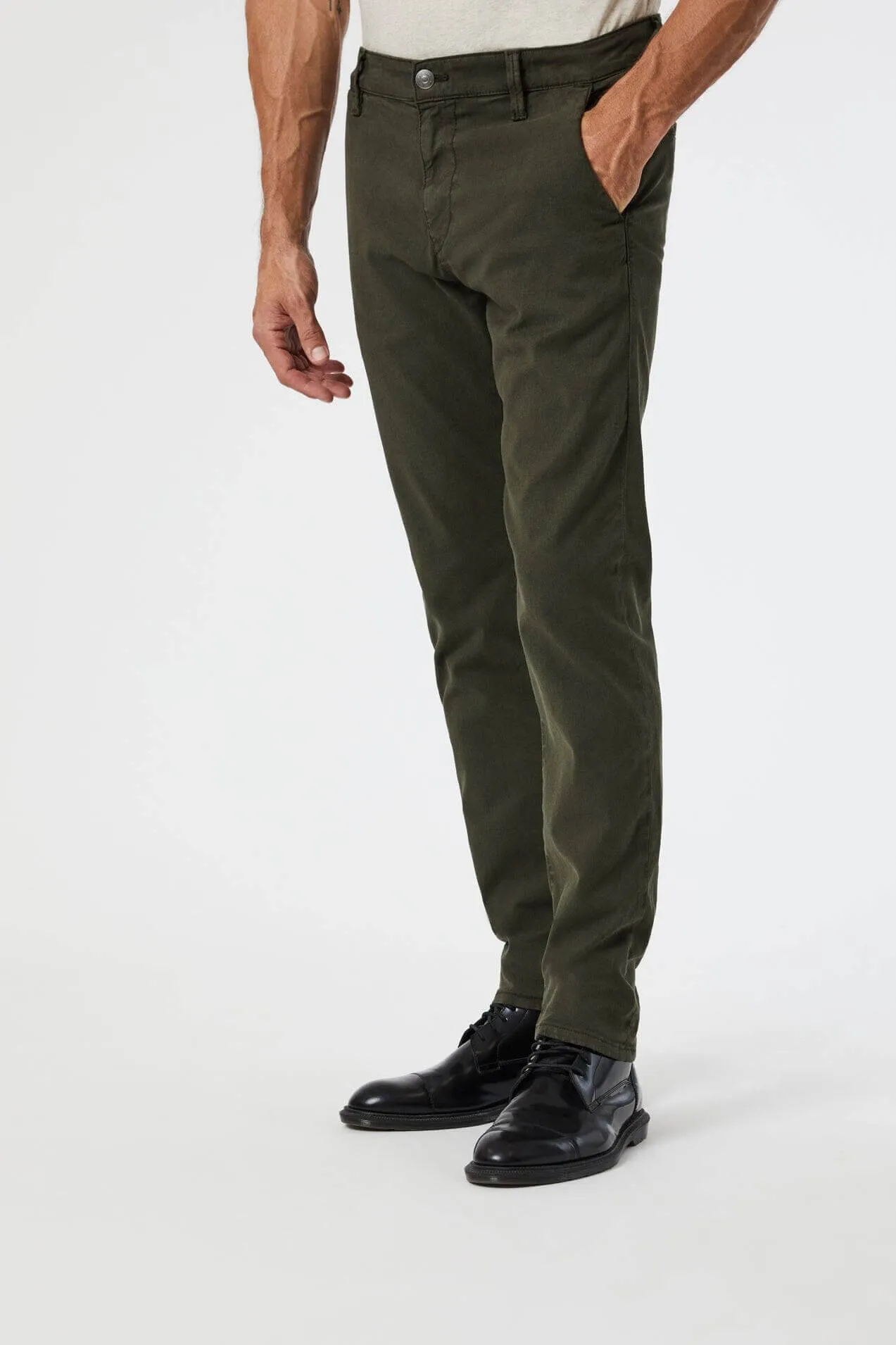 Milton Mid-Rise Slim Leg