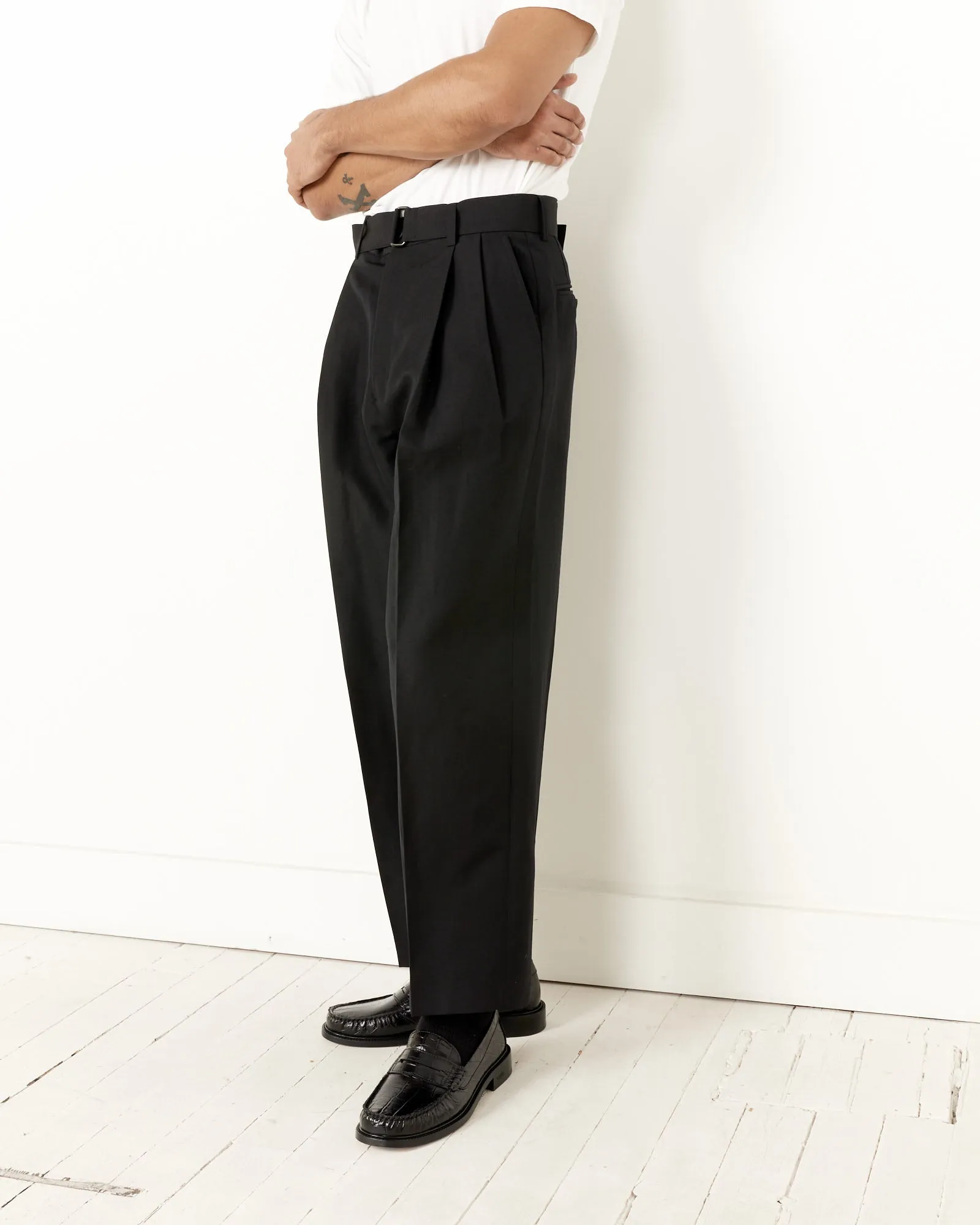 St. 806 Pant in Black