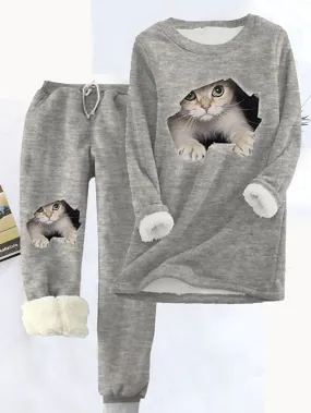 Stay Cozy and Stylish with Women's Cat Print Fleece Pajama Set